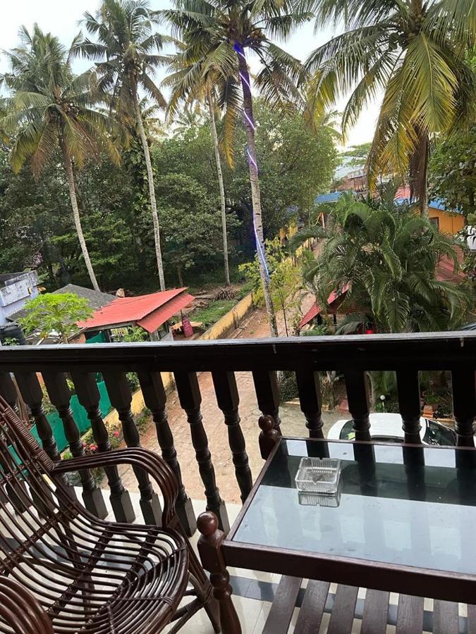 Mohans Ayurvedic Beach Resort Варкала Экстерьер фото
