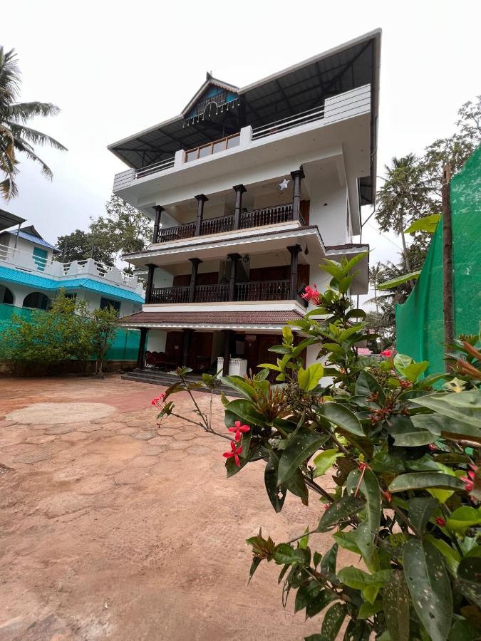 Mohans Ayurvedic Beach Resort Варкала Экстерьер фото