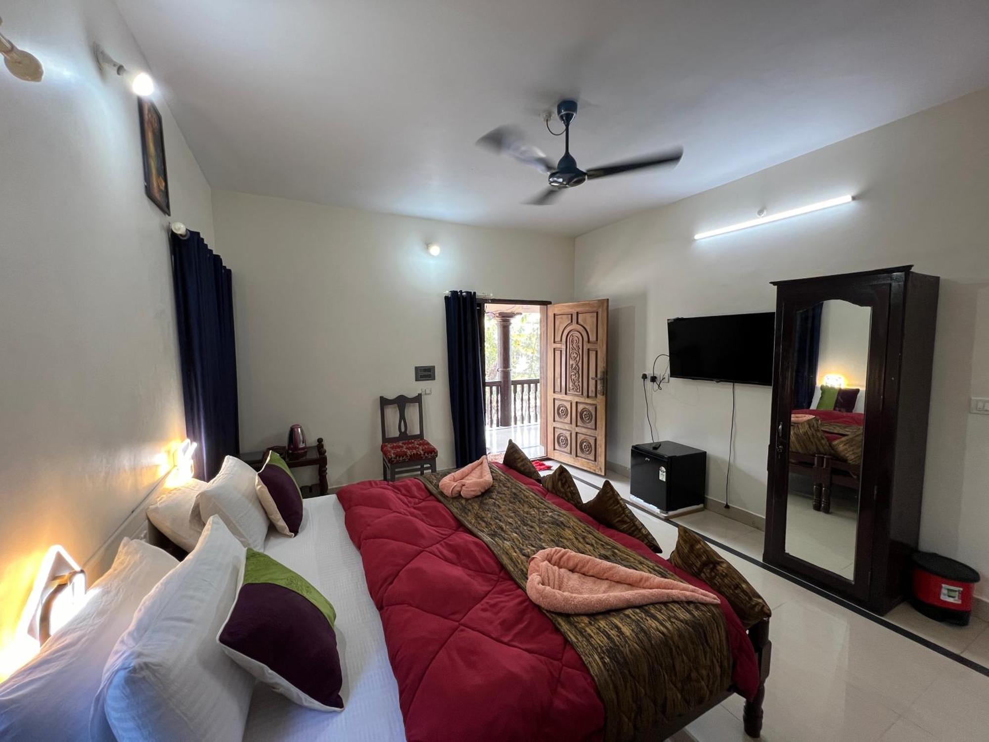 Mohans Ayurvedic Beach Resort Варкала Экстерьер фото